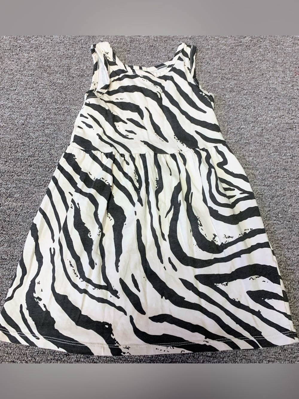 H&M Zebra Print Sleeveless Summer Dress - Black & Tan
Size 2-4